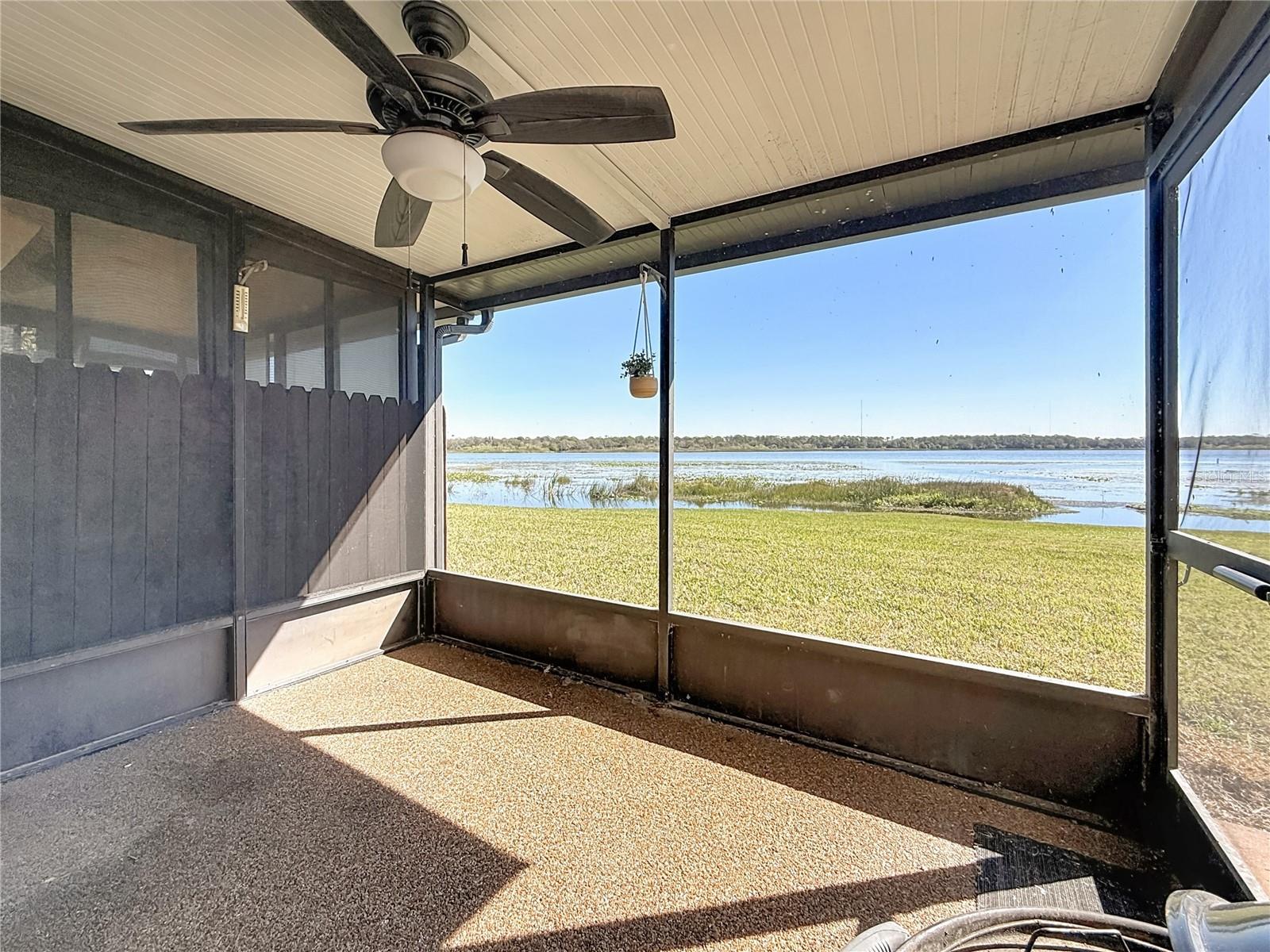 TOWNHOMES OF LAKE SEMINOLE - Residential