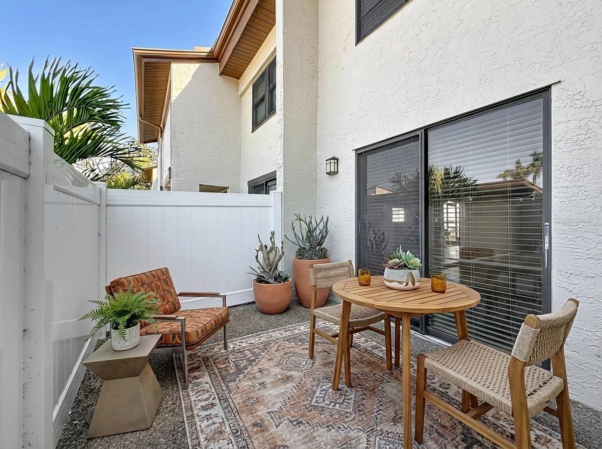 TOWNHOMES OF LAKE SEMINOLE - Residential