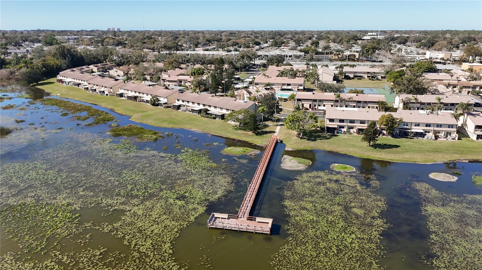 TOWNHOMES OF LAKE SEMINOLE - Residential