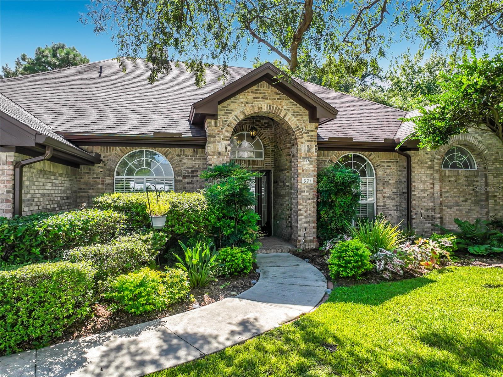 324 REMINGTON DRIVE