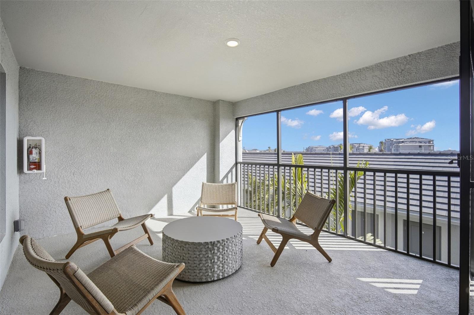 CALUSA COUNTRY CLUB - Residential