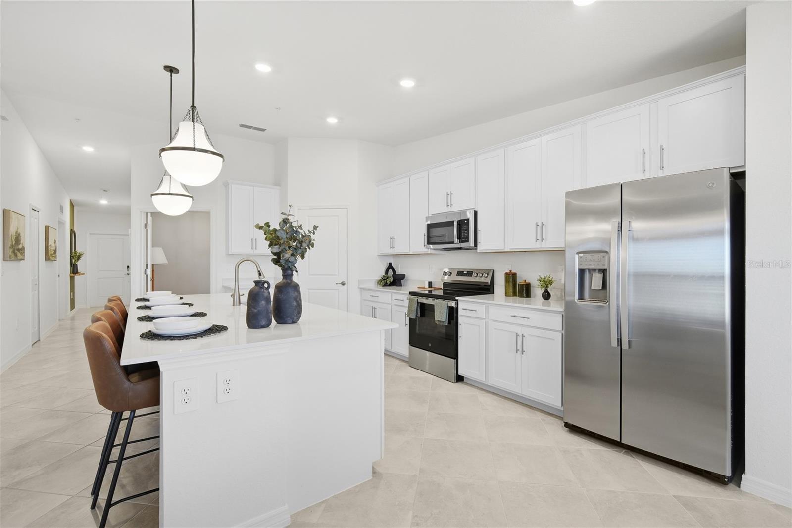 CALUSA COUNTRY CLUB - Residential