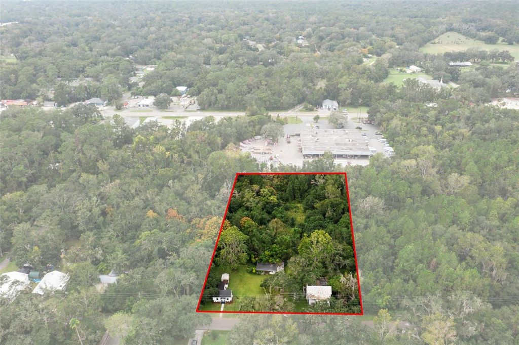 Photo of 515 Stafford Avenue, Brooksville, FL 34601 (MLS # W7880325)