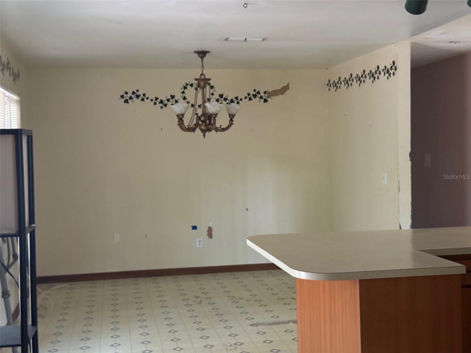 RAINBOW ACRES - Residential