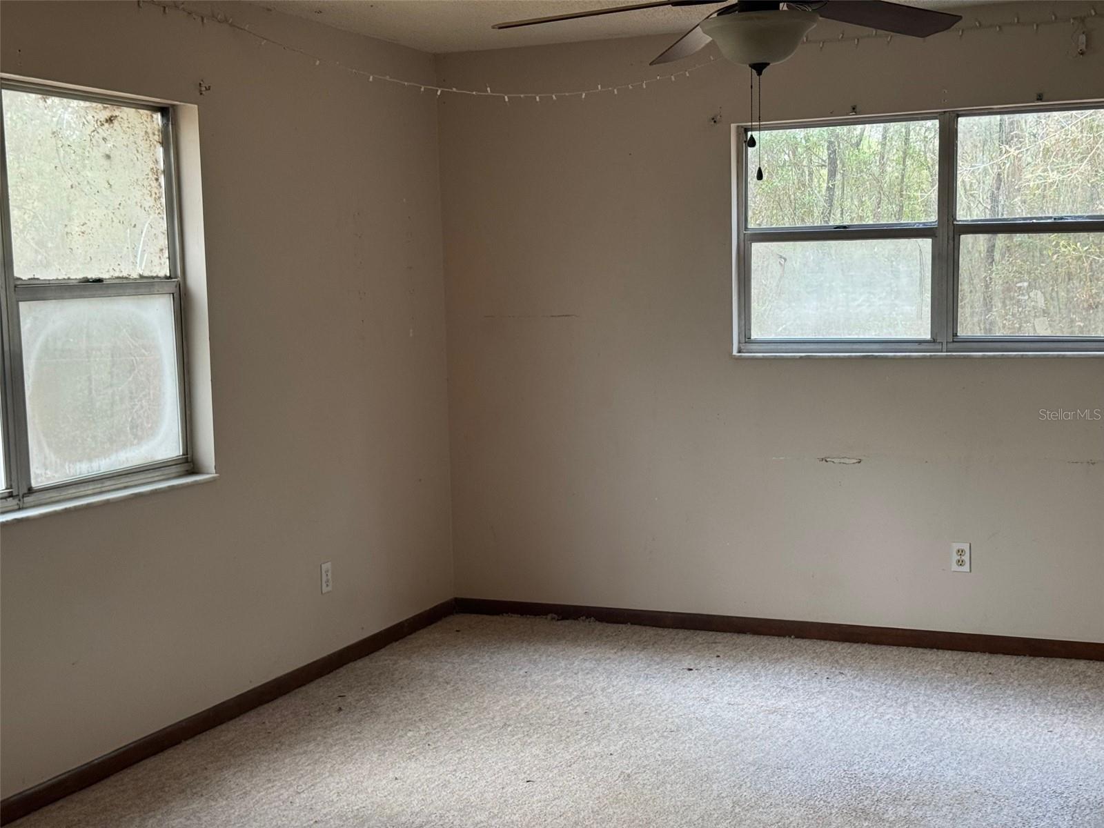 RAINBOW ACRES - Residential