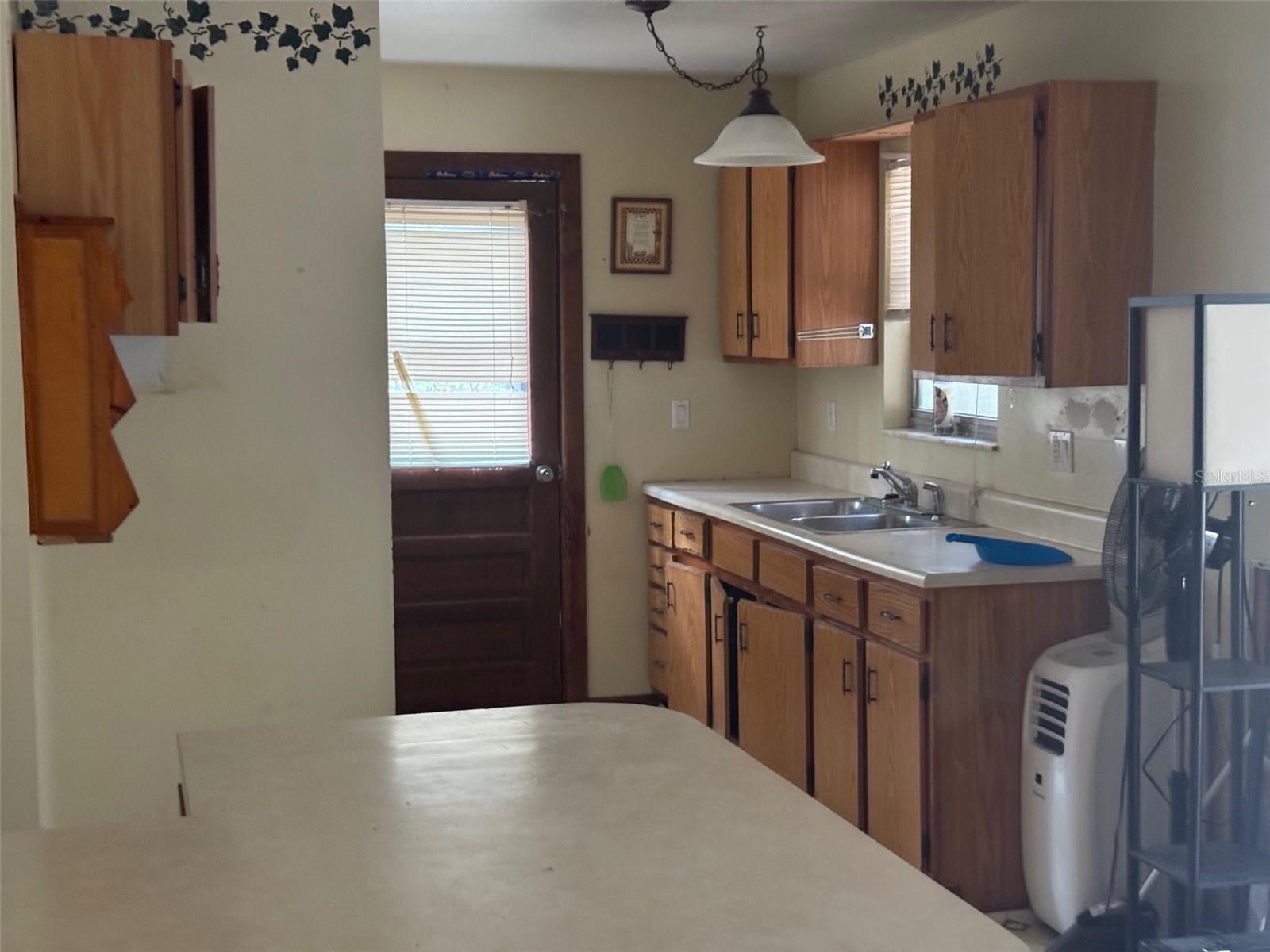 RAINBOW ACRES - Residential