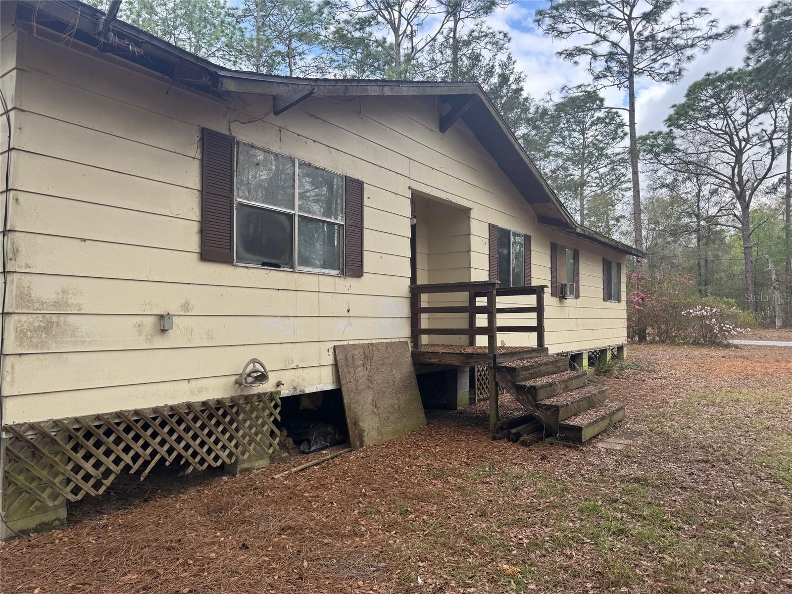 RAINBOW ACRES - Residential