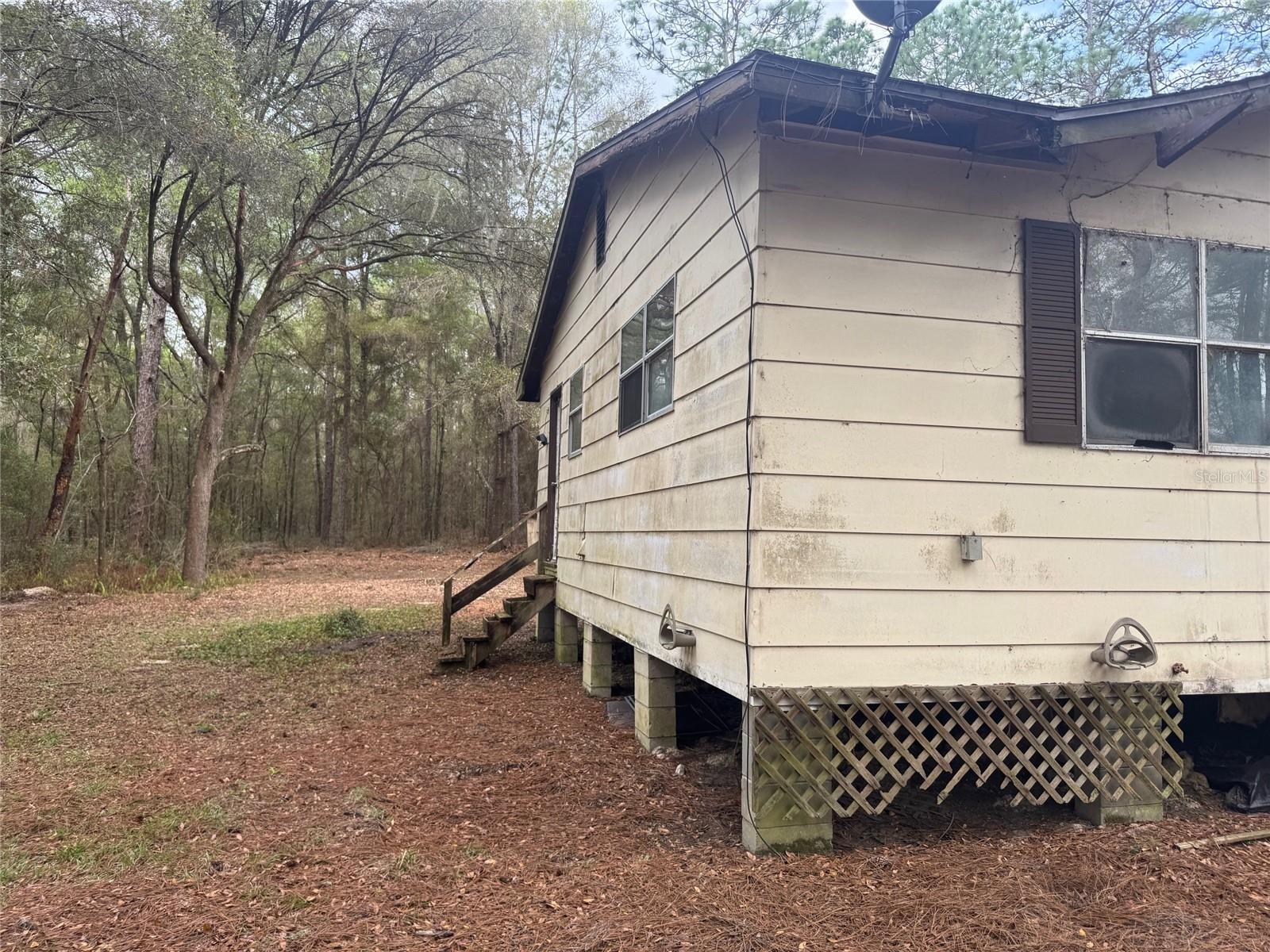 RAINBOW ACRES - Residential