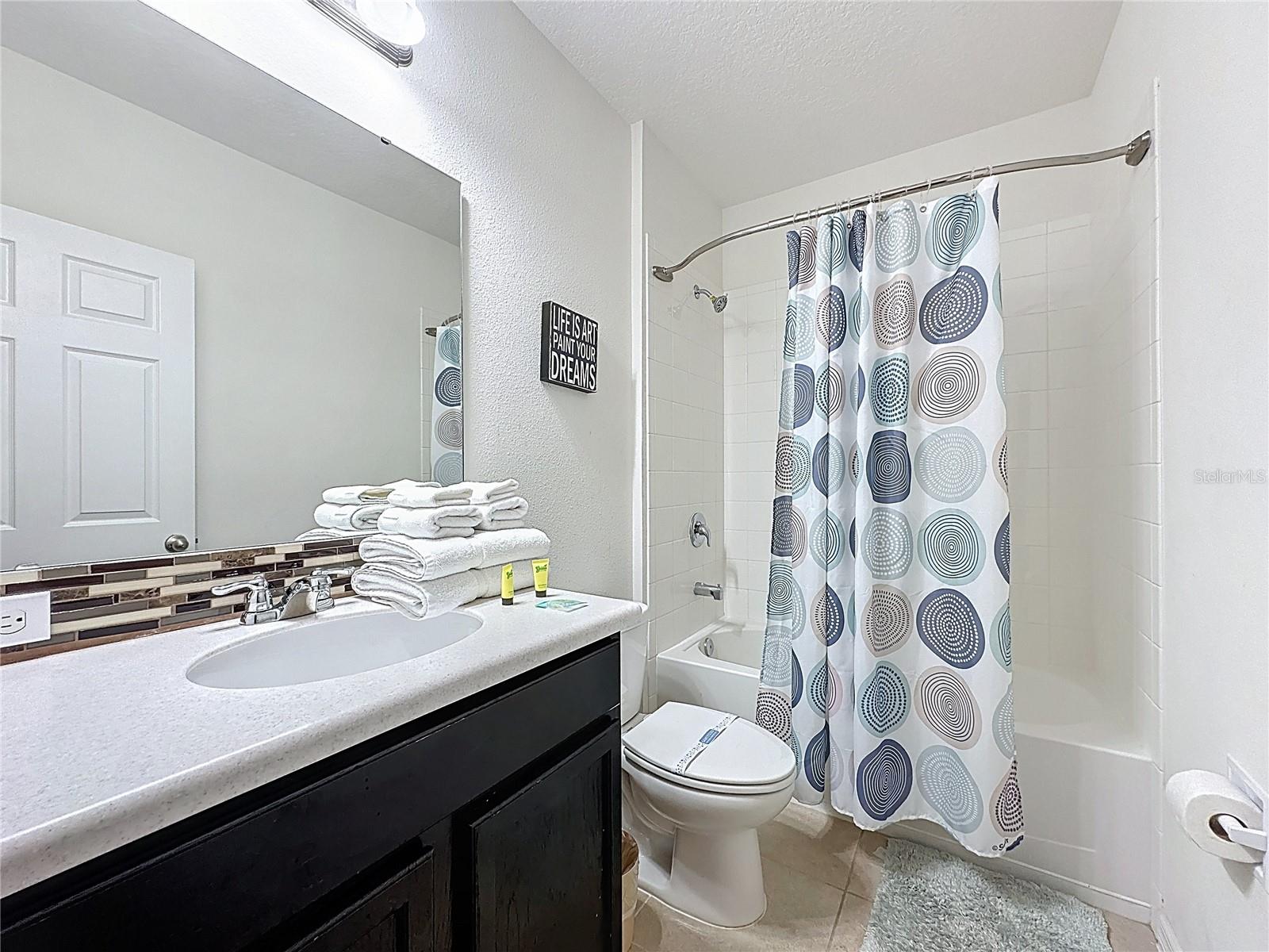 DALES/WEST HAVEN - Residential