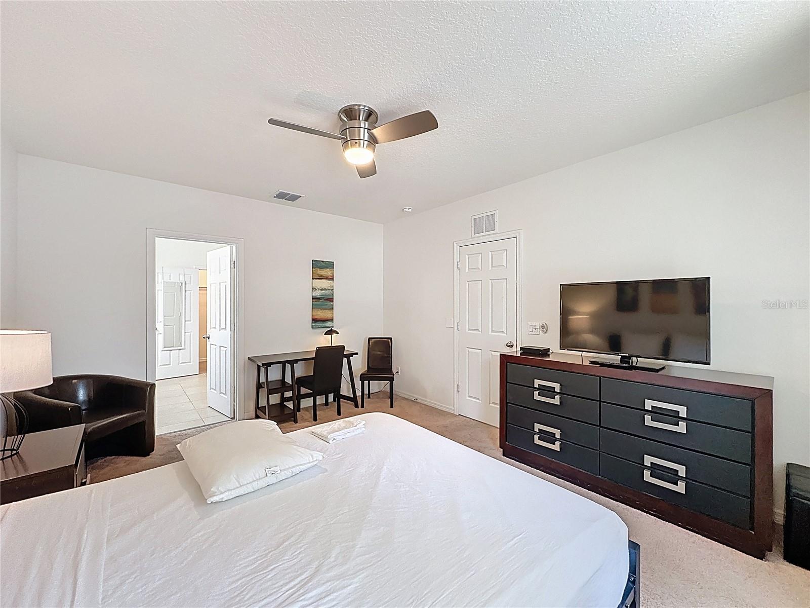 DALES/WEST HAVEN - Residential