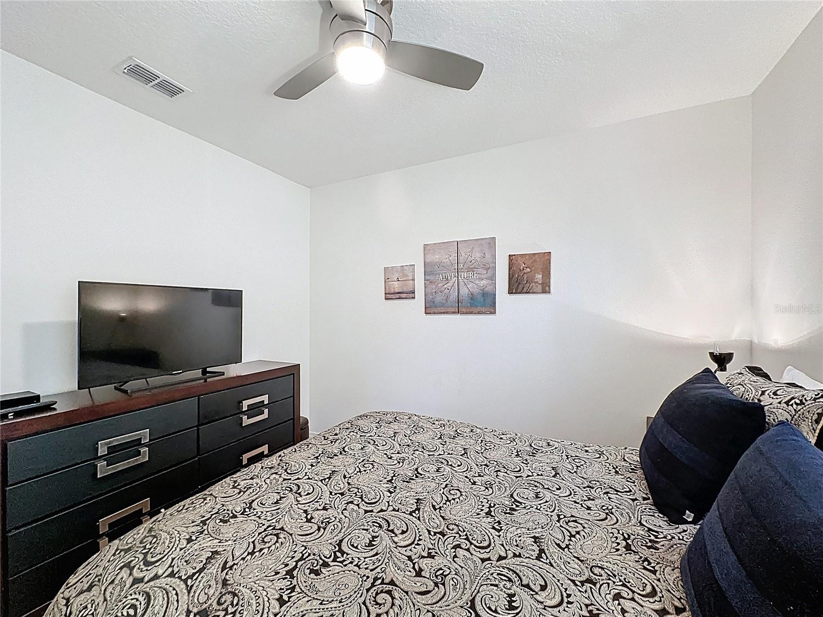 DALES/WEST HAVEN - Residential