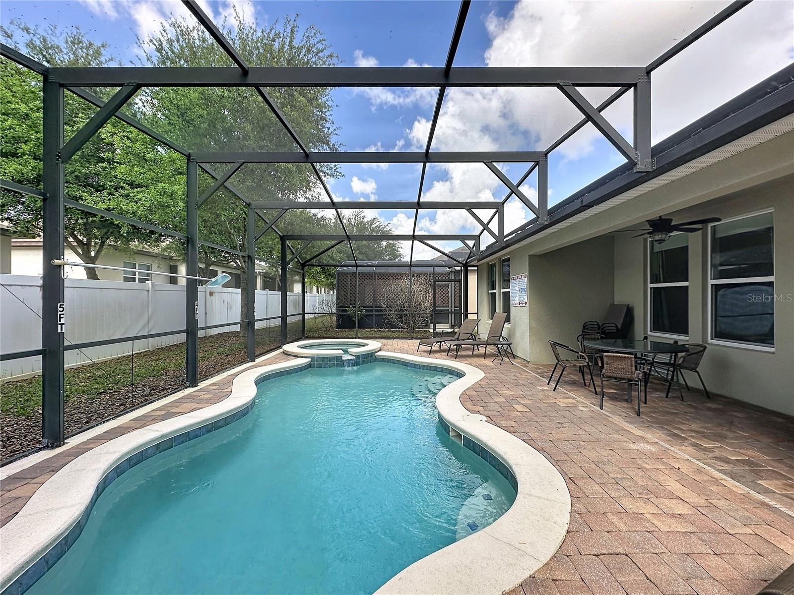 DALES/WEST HAVEN - Residential