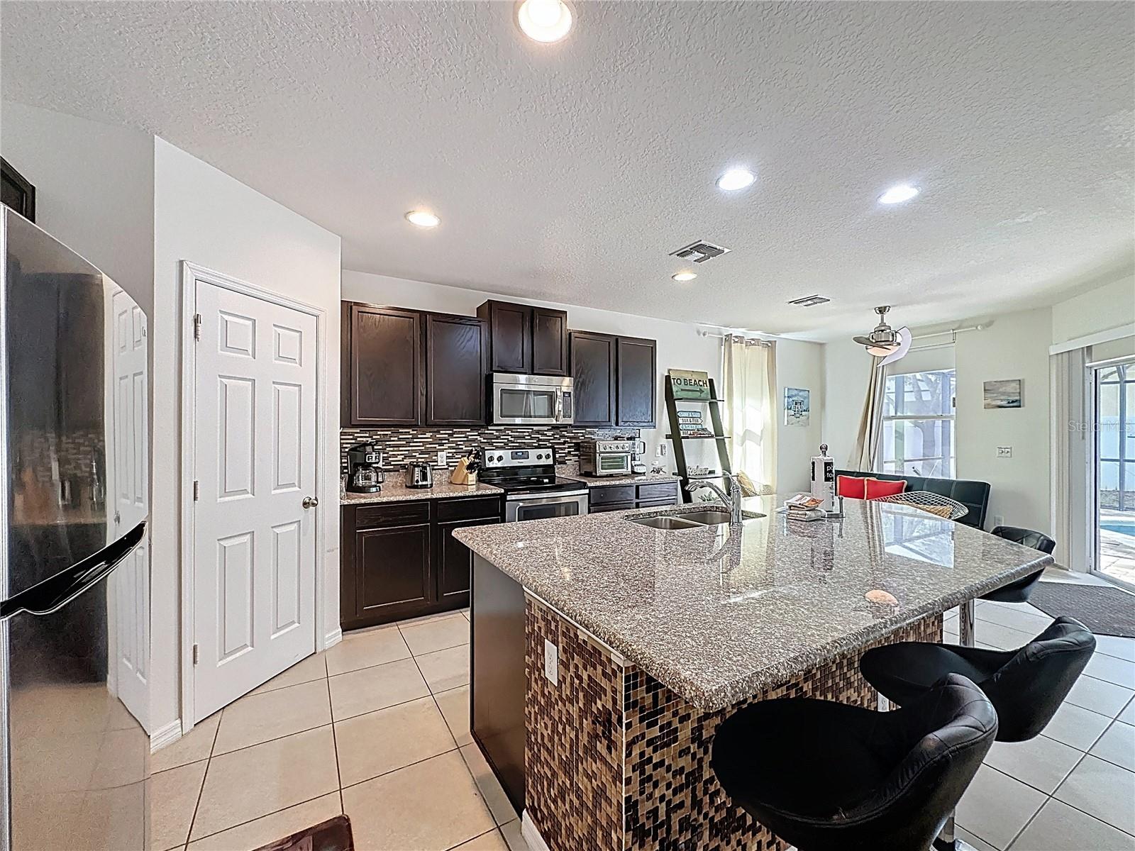 DALES/WEST HAVEN - Residential