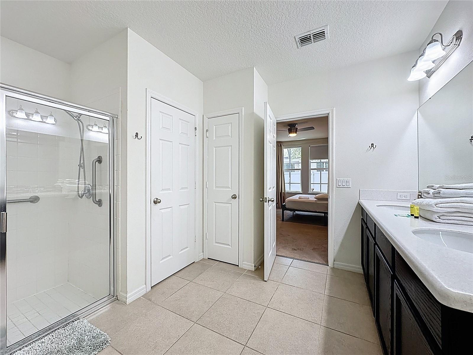 DALES/WEST HAVEN - Residential