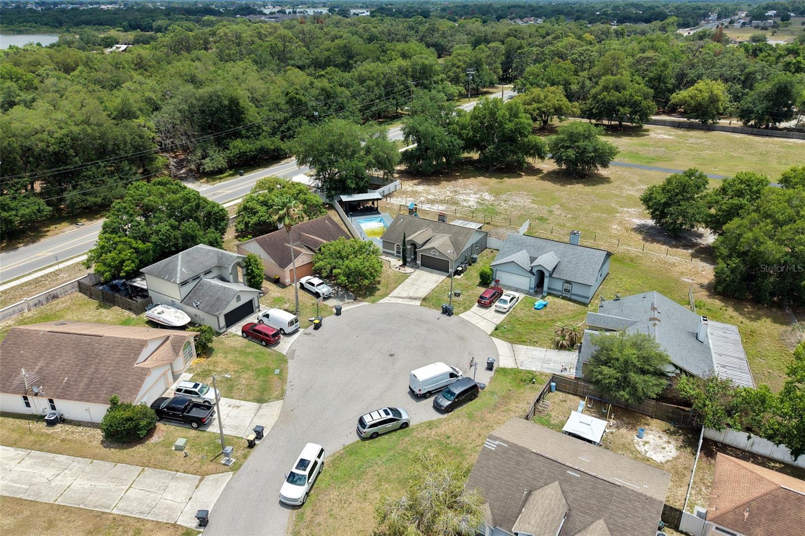 QUEENS COVE - Residential