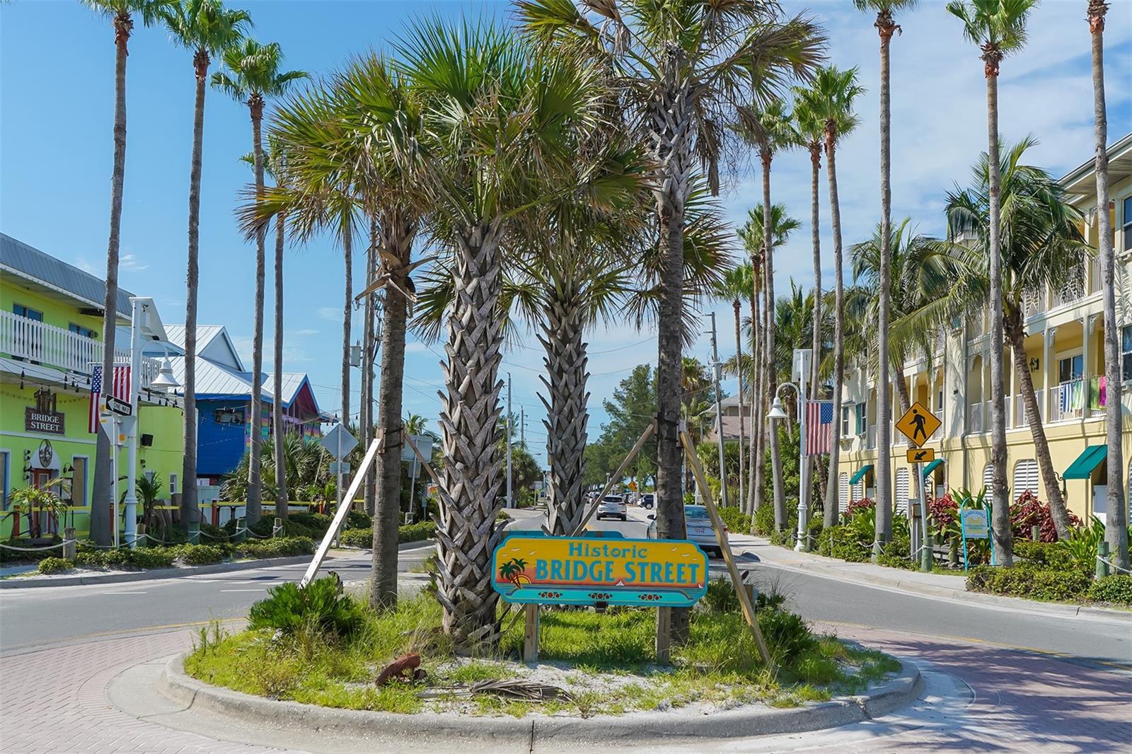 LEGENDS BAY - Residential