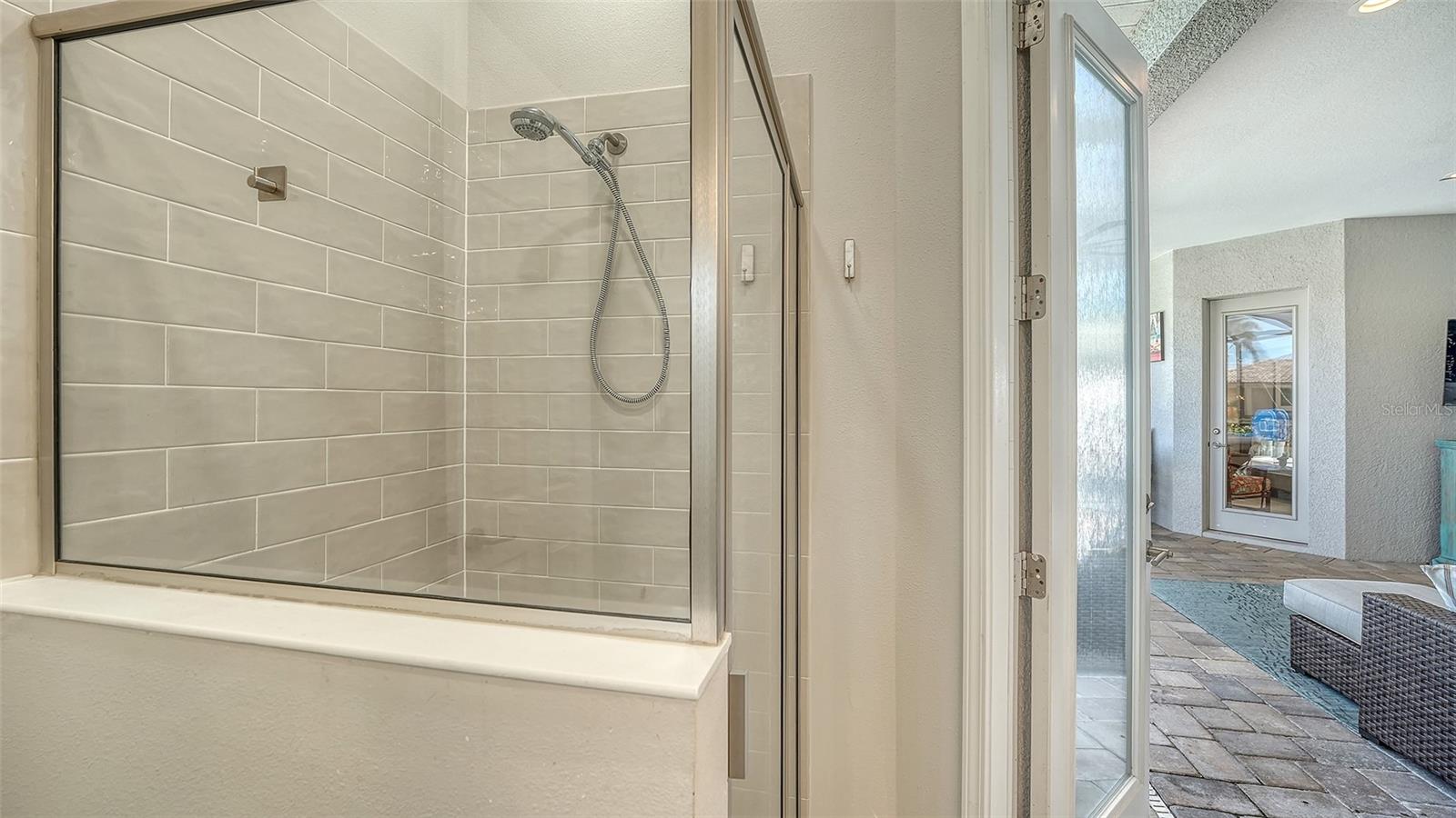 LEGENDS BAY - Residential