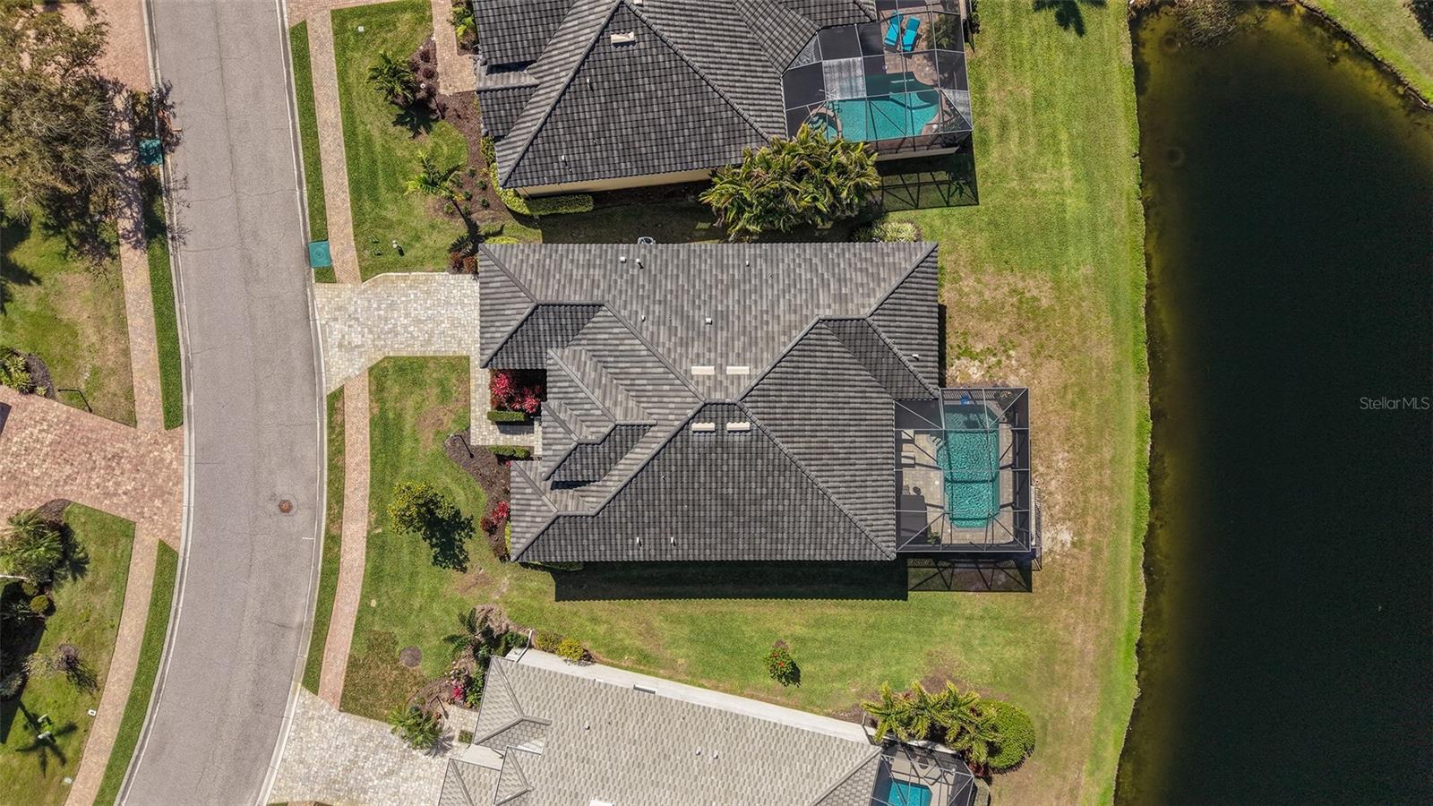 LEGENDS BAY - Residential