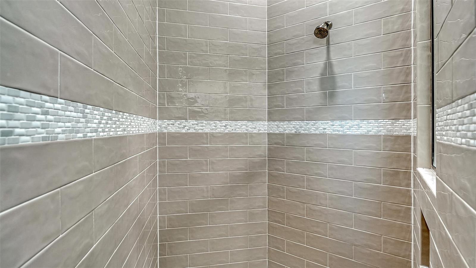 LEGENDS BAY - Residential