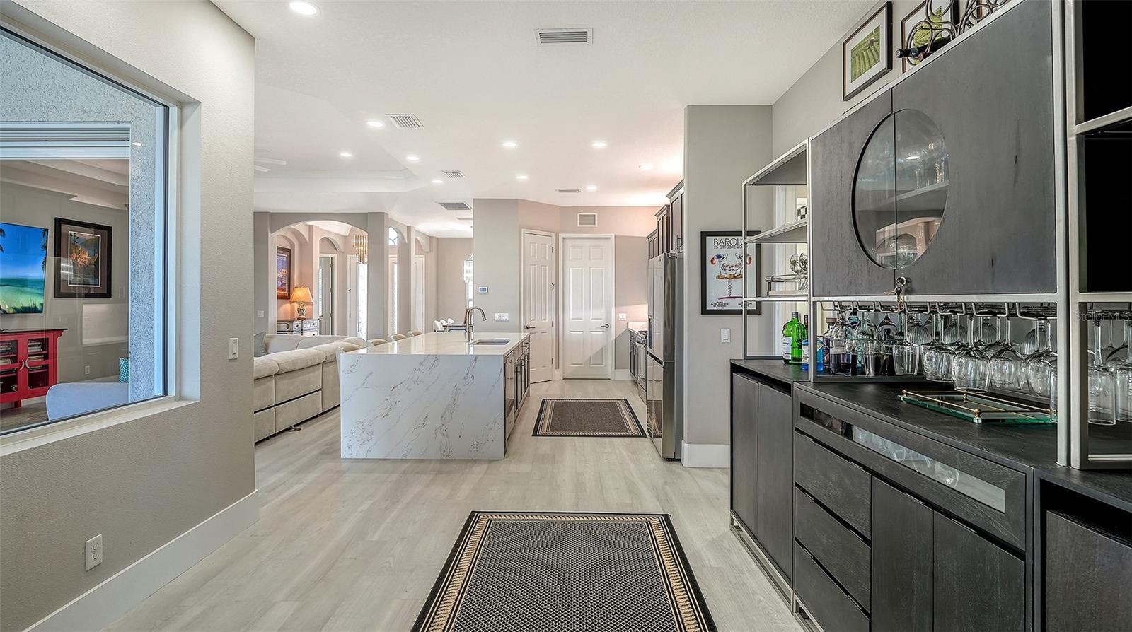 LEGENDS BAY - Residential