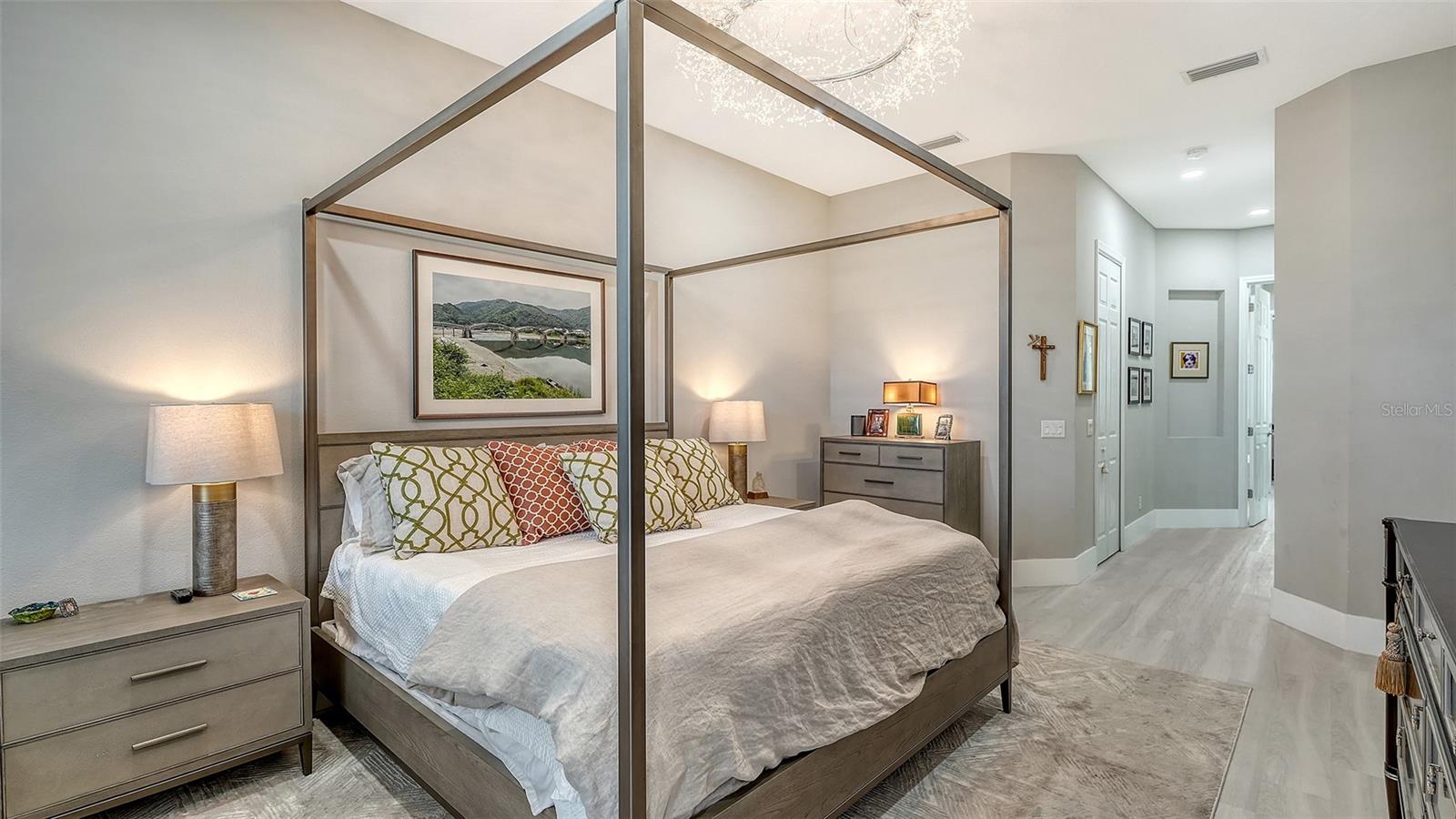 LEGENDS BAY - Residential