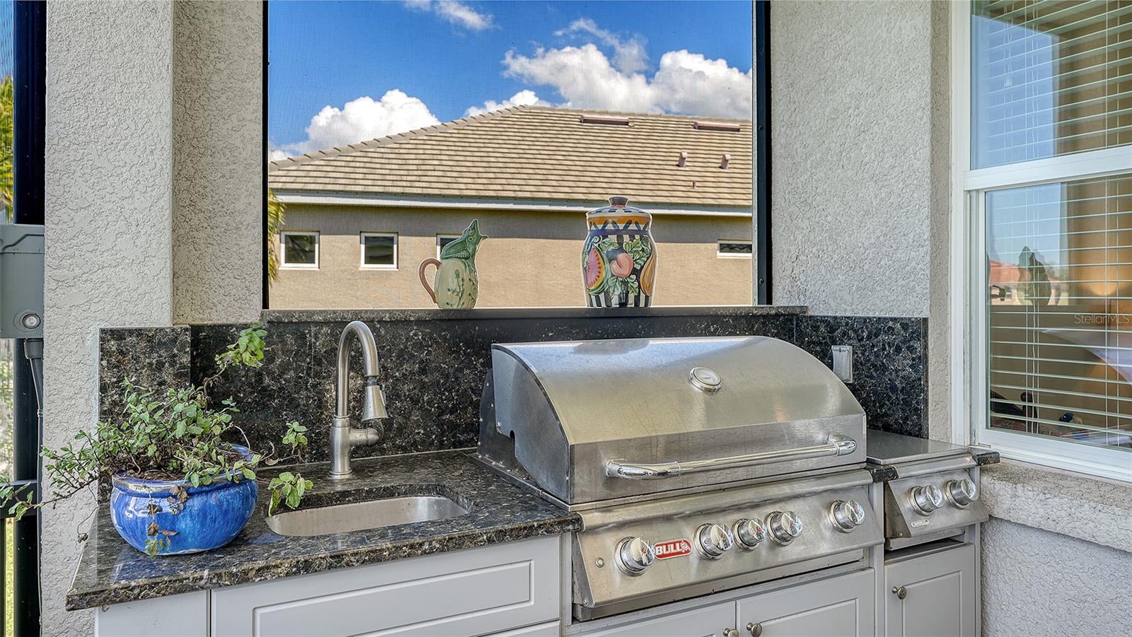 LEGENDS BAY - Residential