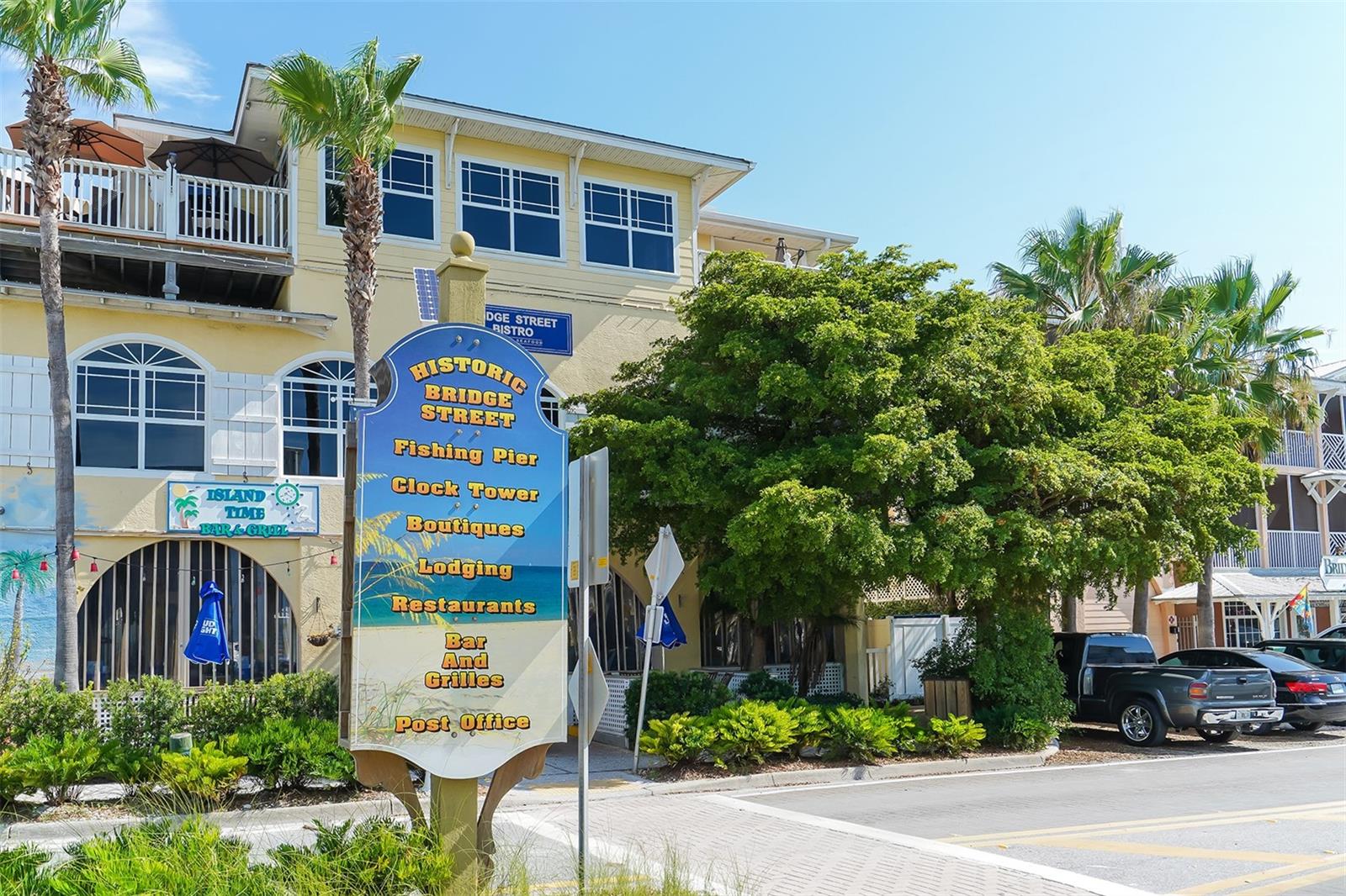 LEGENDS BAY - Residential