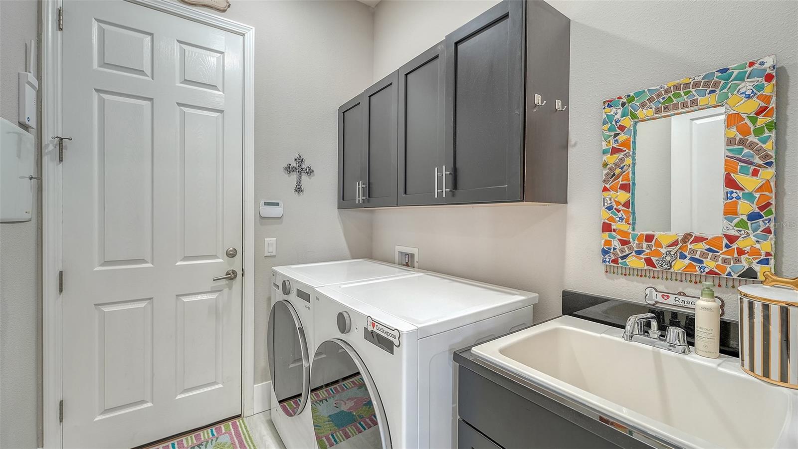 LEGENDS BAY - Residential