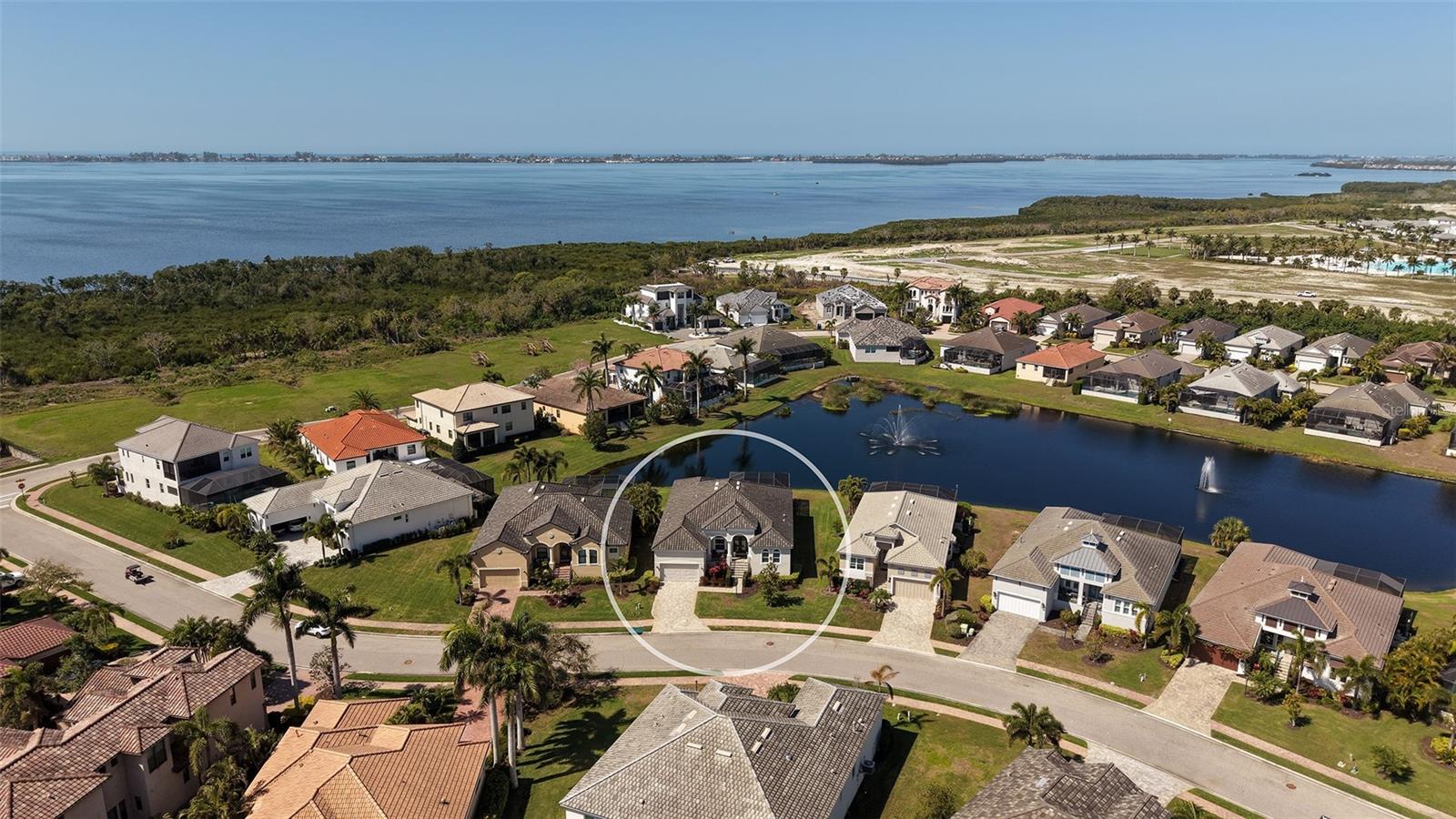 6220 SIGNATURE POINTE LANE