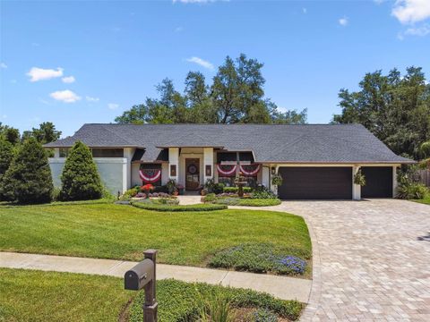 506 CRYSTAL GROVE BOULEVARD LUTZ FL 33548