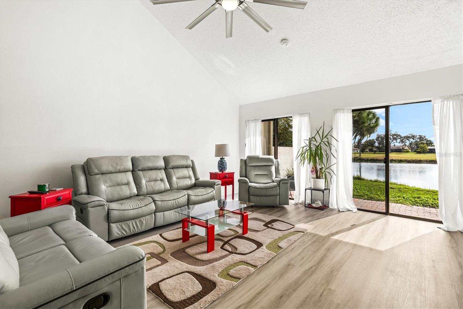 2453 CRISPIN COURT F4