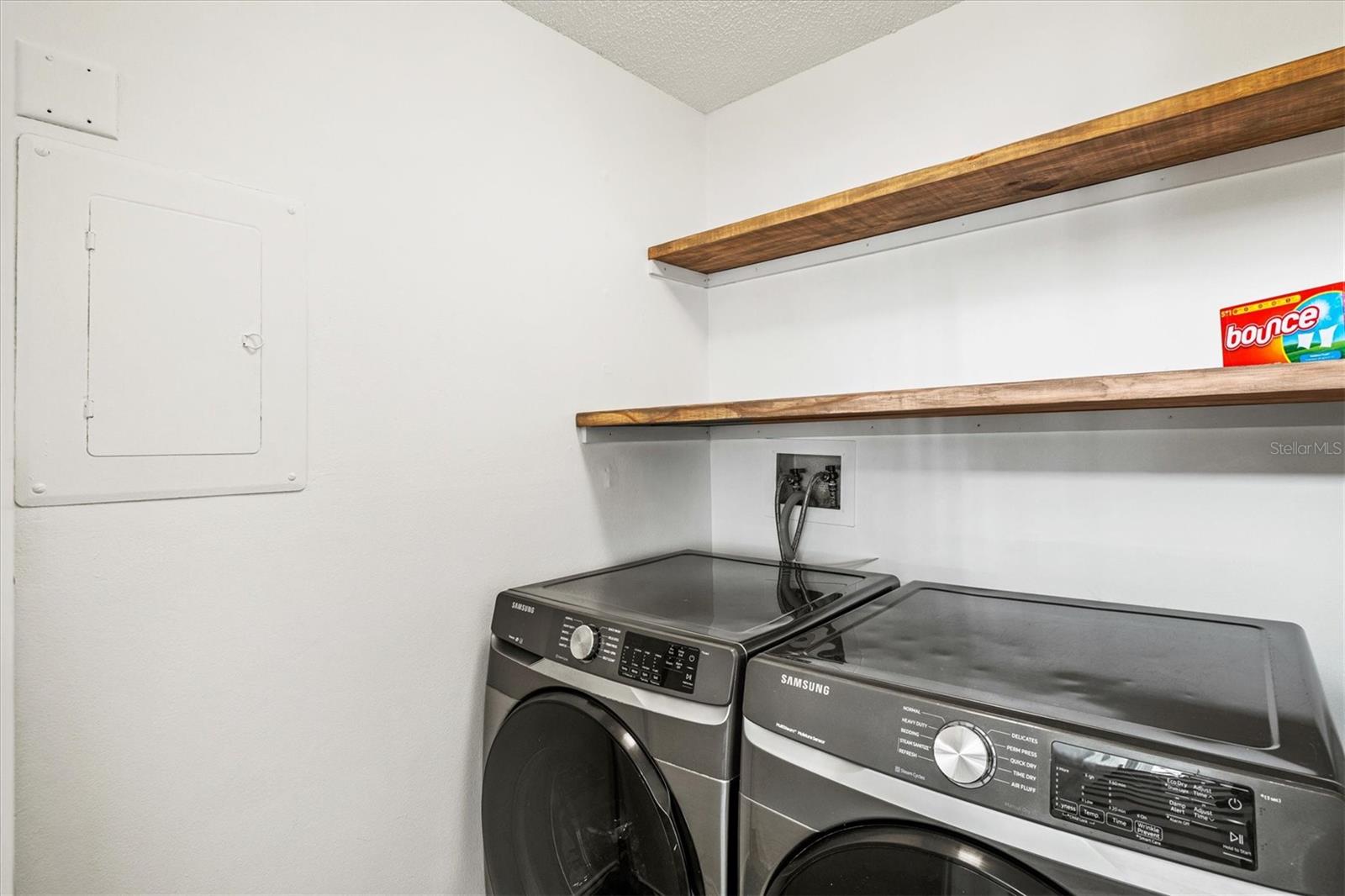 MEADOWLAKE II - Residential