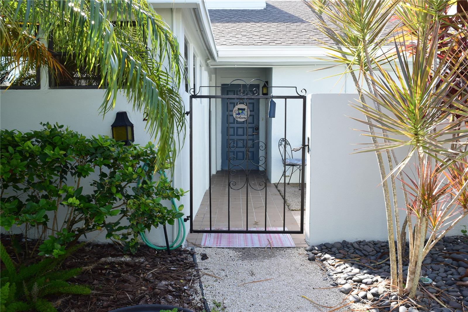 2453 CRISPIN COURT F4