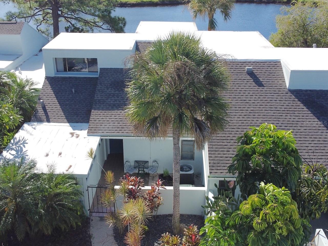 2453 CRISPIN COURT F4