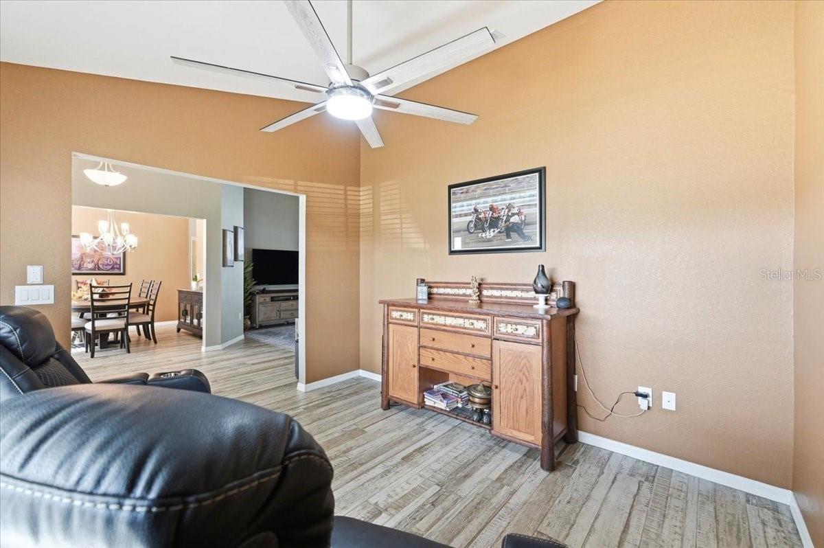HUNTERS CROSSING PH 4 - Residential