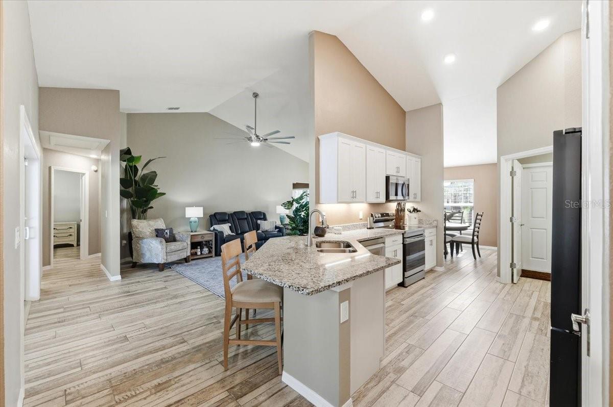 HUNTERS CROSSING PH 4 - Residential