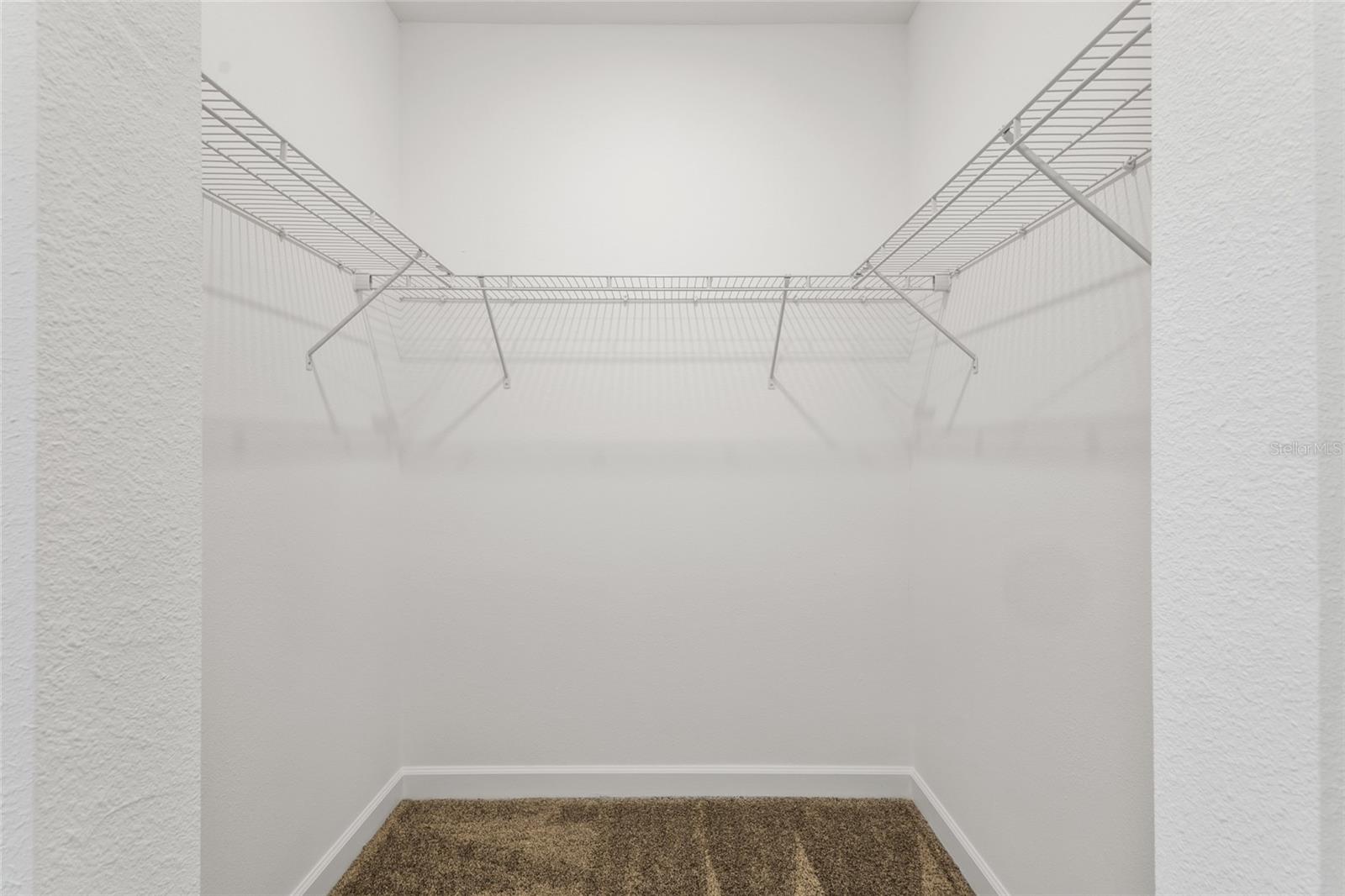 FOX NORTH - Residential Lease