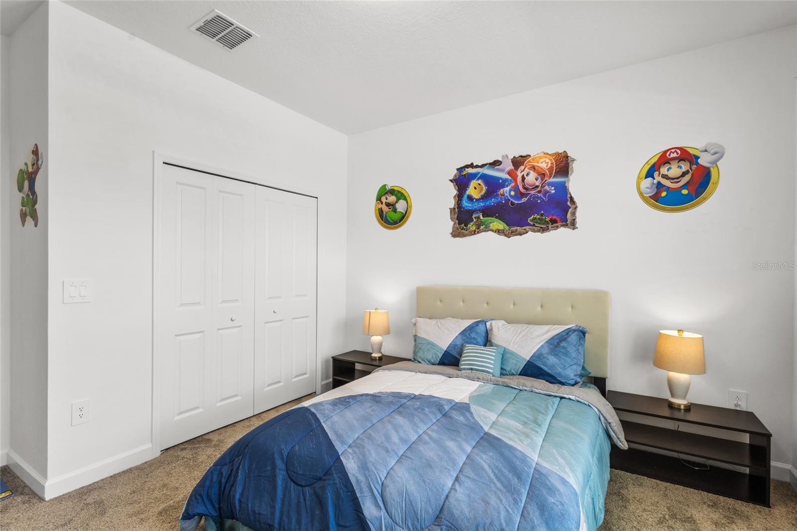 FOX NORTH - Residential Lease