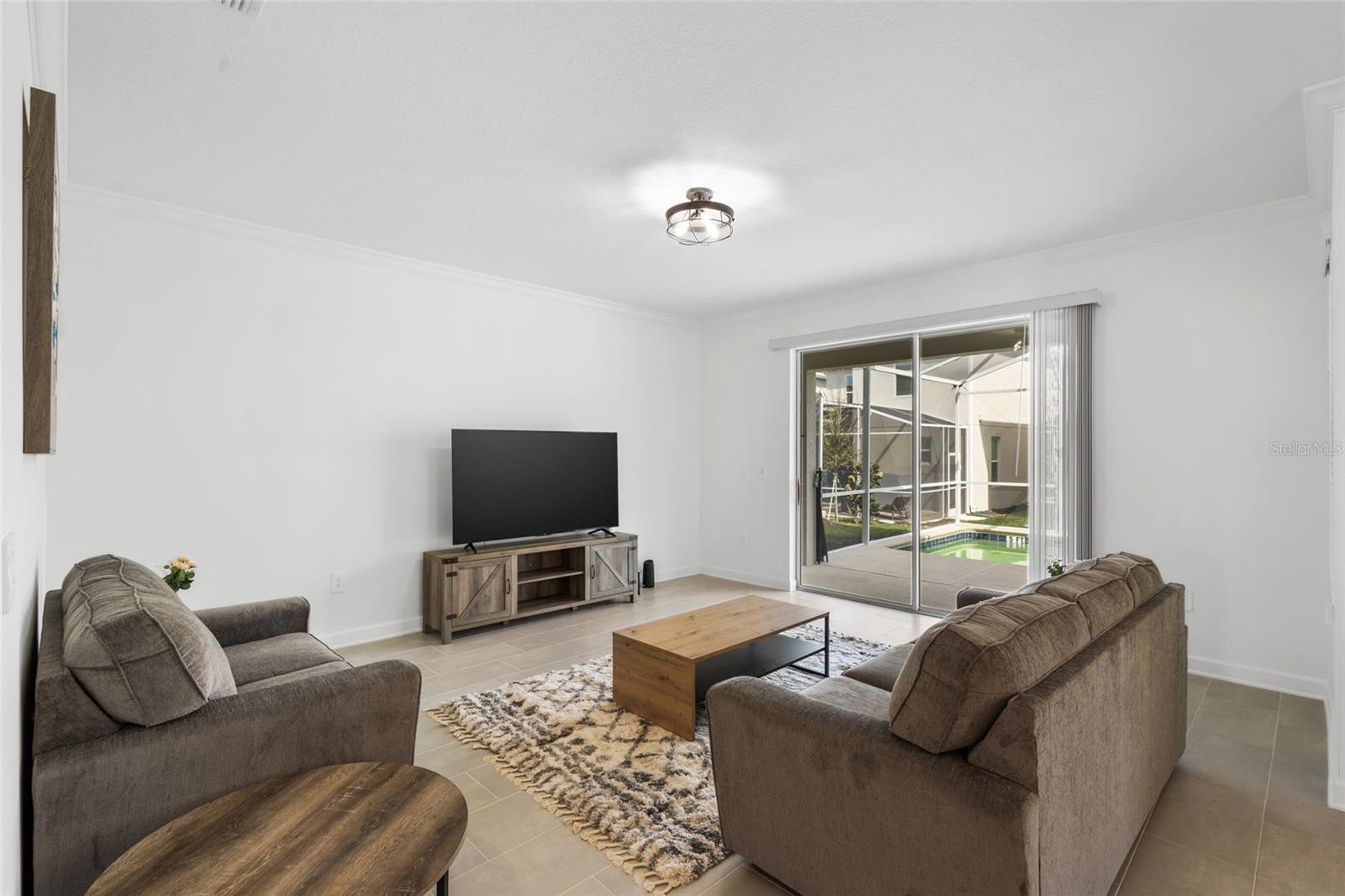 FOX NORTH - Residential Lease