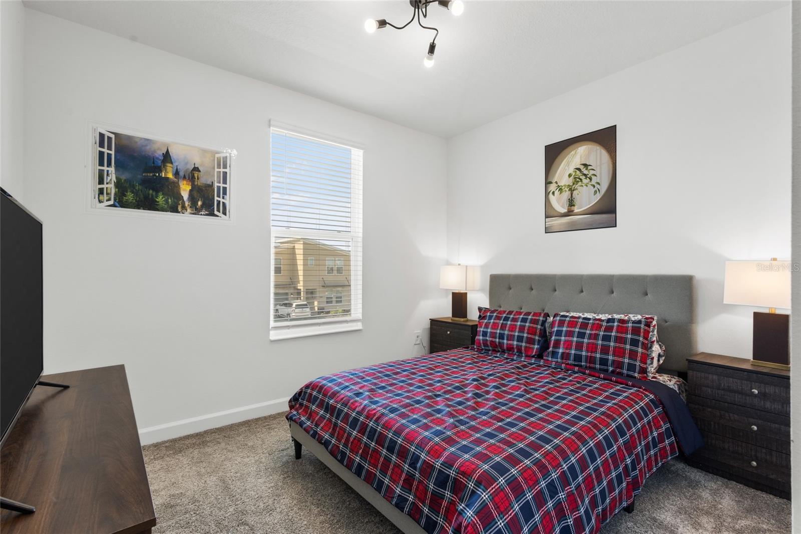 FOX NORTH - Residential Lease