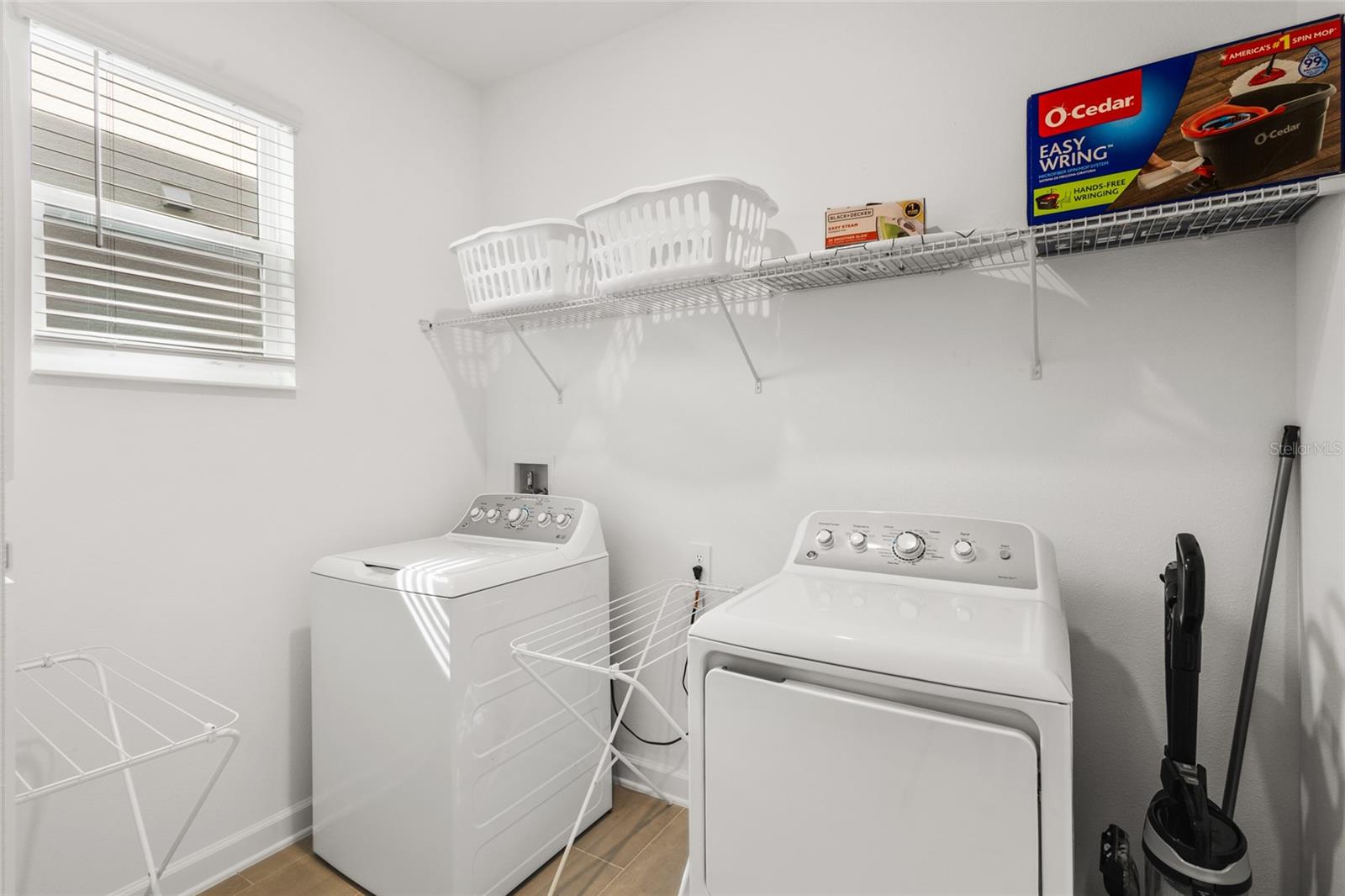 FOX NORTH - Residential Lease