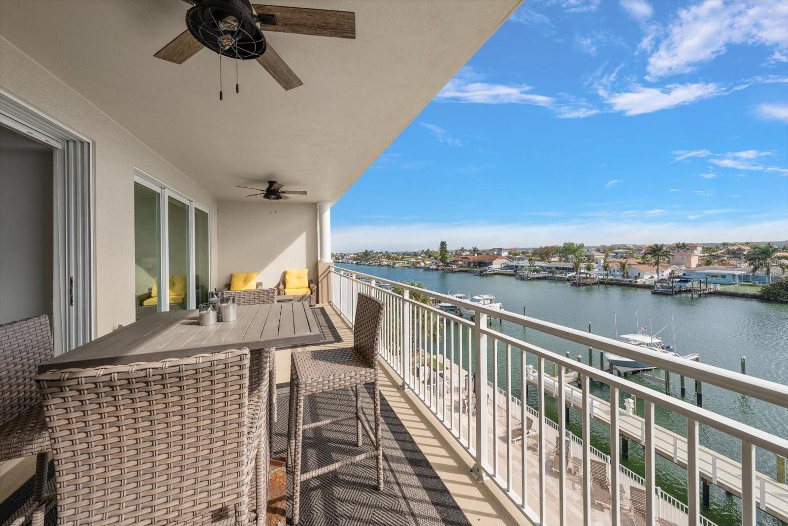 DOLPHIN HARBOUR CONDO - Residential