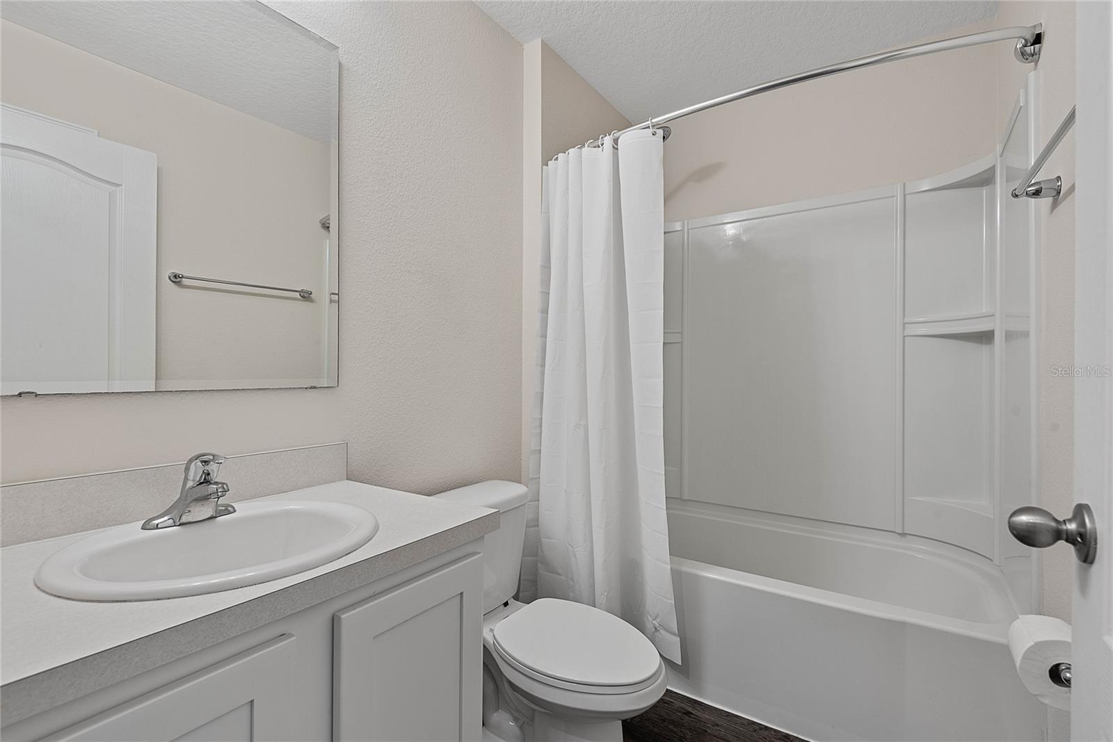 GRAND RESERVE PH 2 - Residential Lease