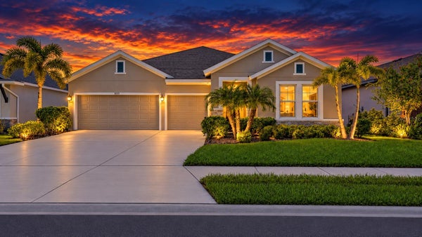 8318 ABALONE LOOP, PARRISH, FL 34219 - Image c9db8d64dc648b02bf4f96ba90245982/2150049341