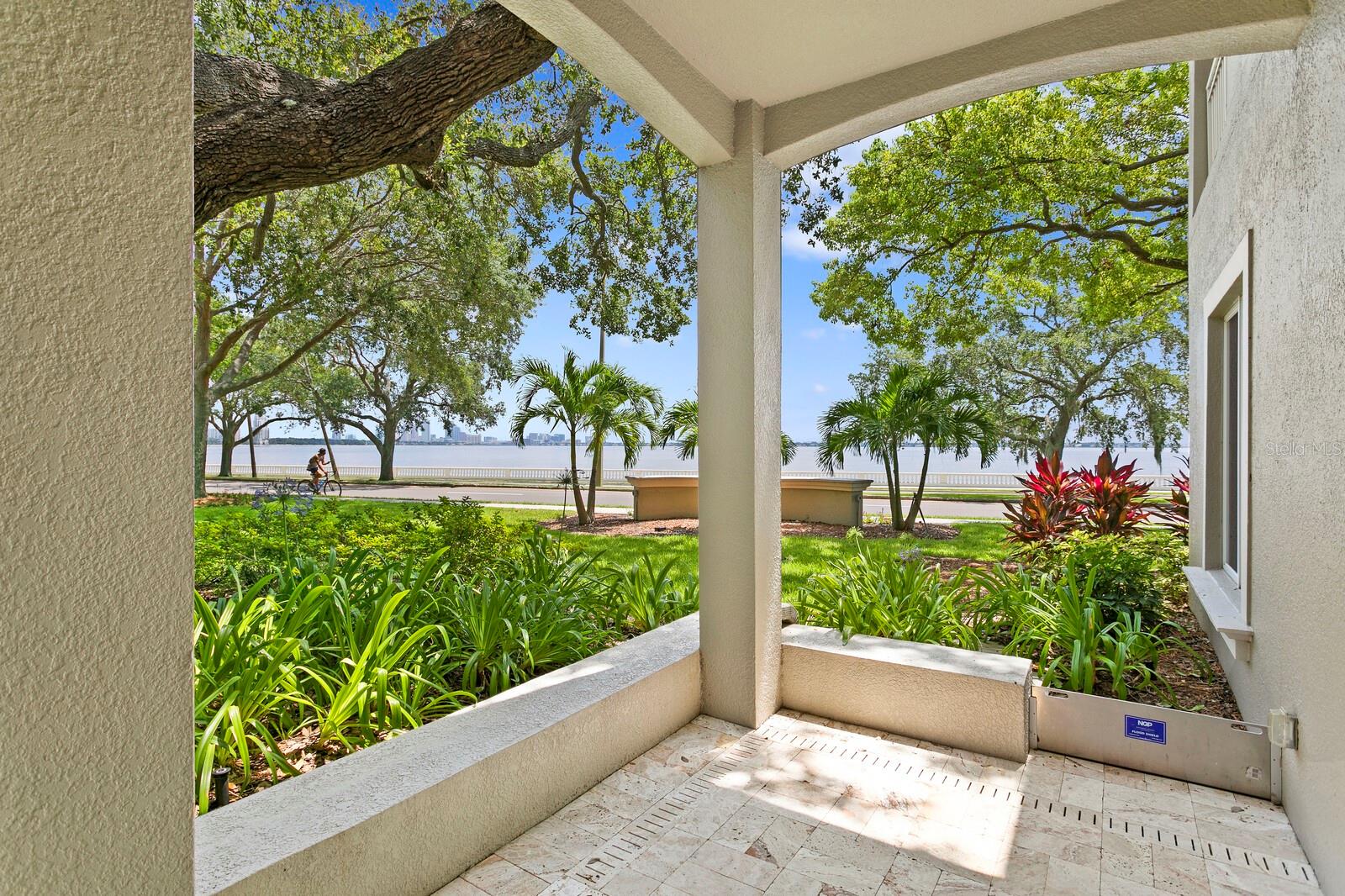 3507 BAYSHORE BOULEVARD 102