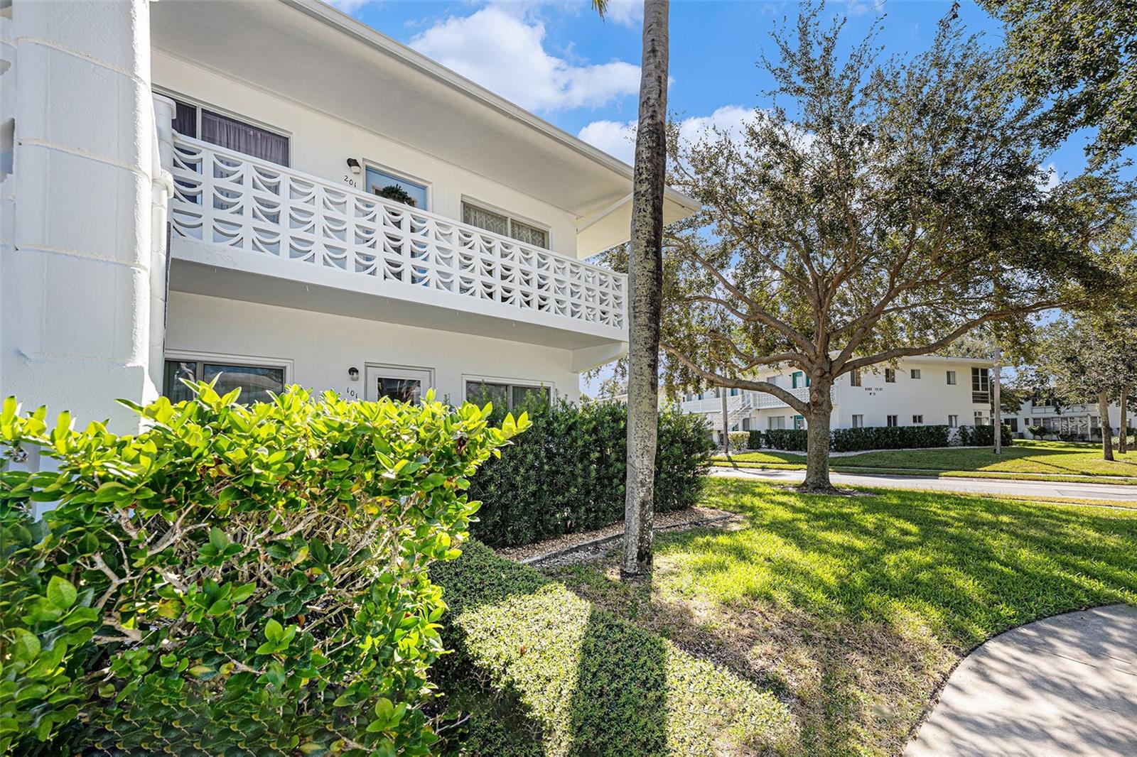 SEMINOLE GARDEN APTS CO-OP - Residential