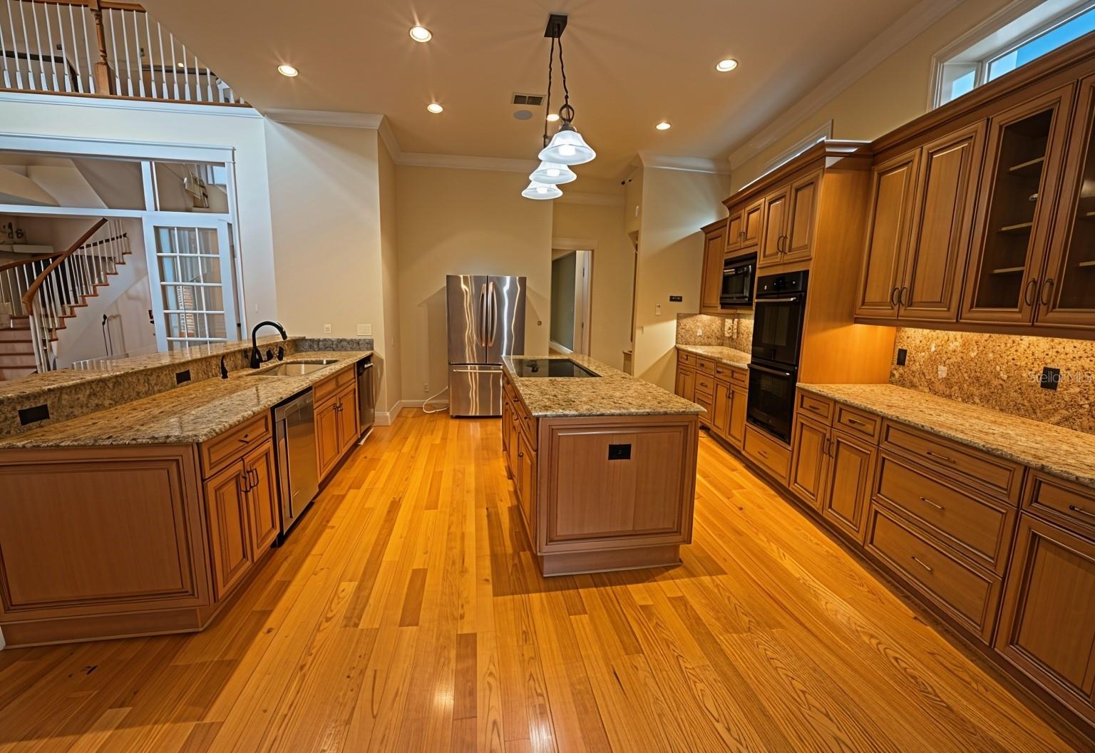 DAVIS ISLANDS PB10 PG52 TO 57 - Residential