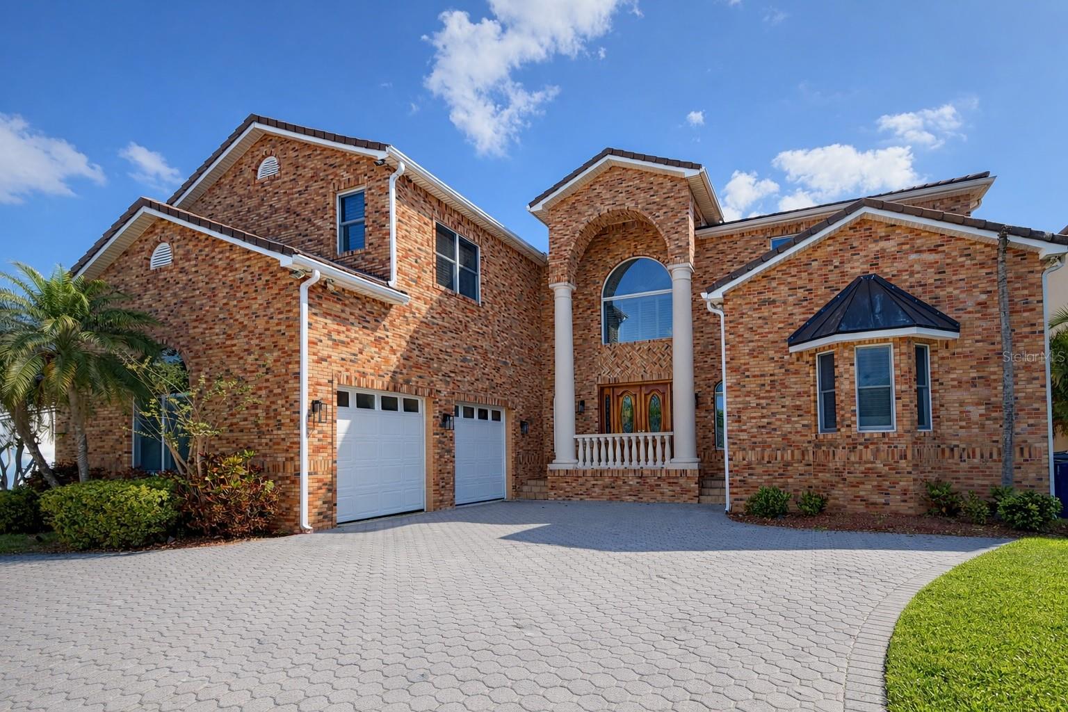 DAVIS ISLANDS PB10 PG52 TO 57 - Residential