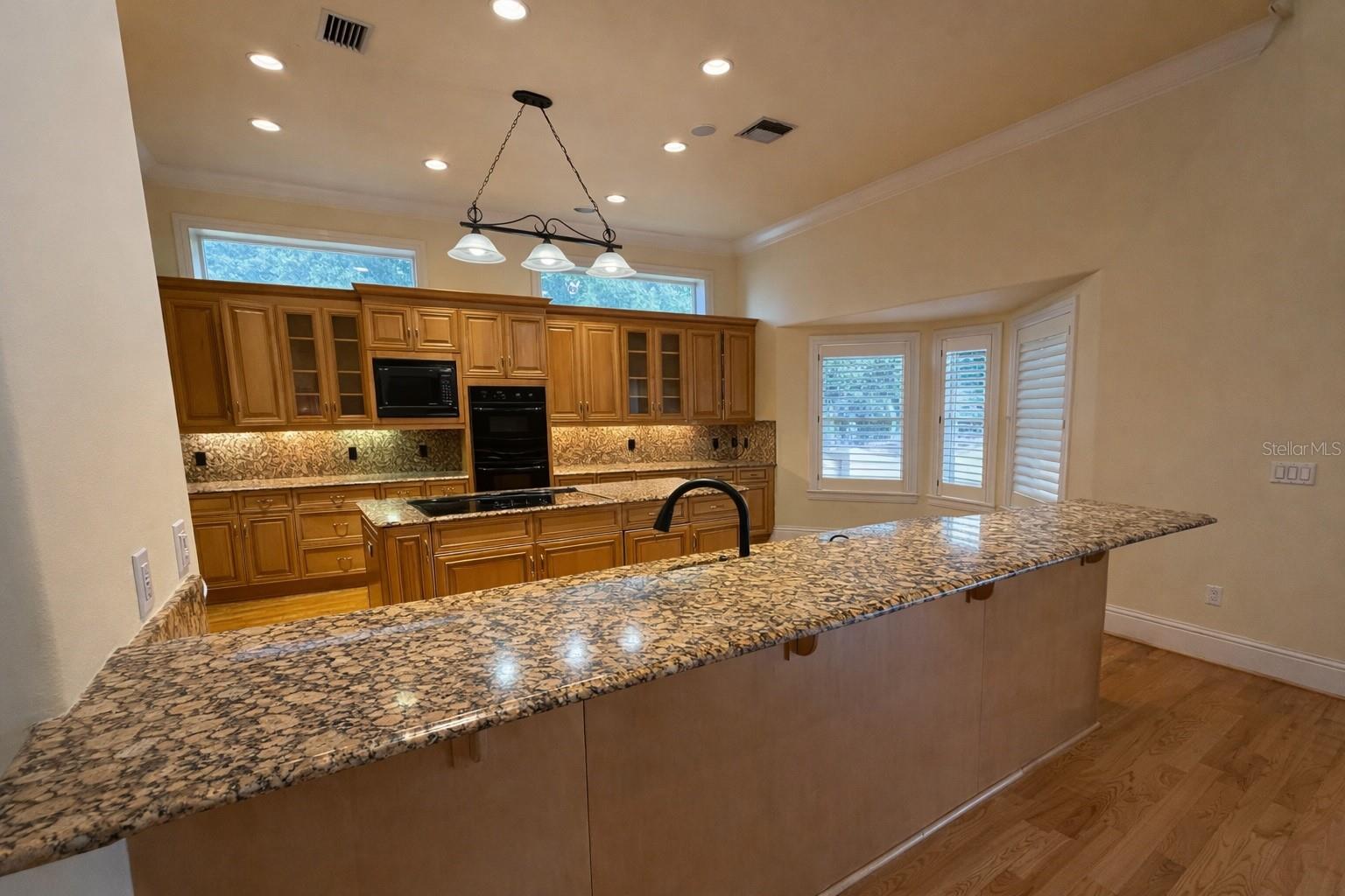 DAVIS ISLANDS PB10 PG52 TO 57 - Residential