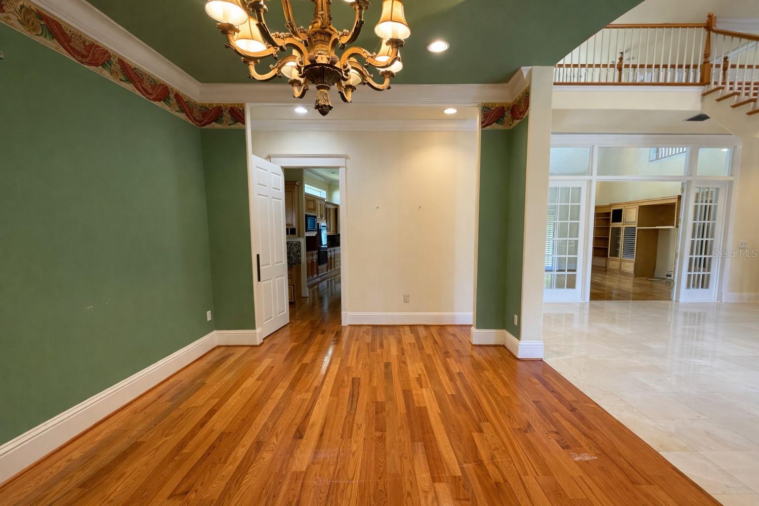 DAVIS ISLANDS PB10 PG52 TO 57 - Residential